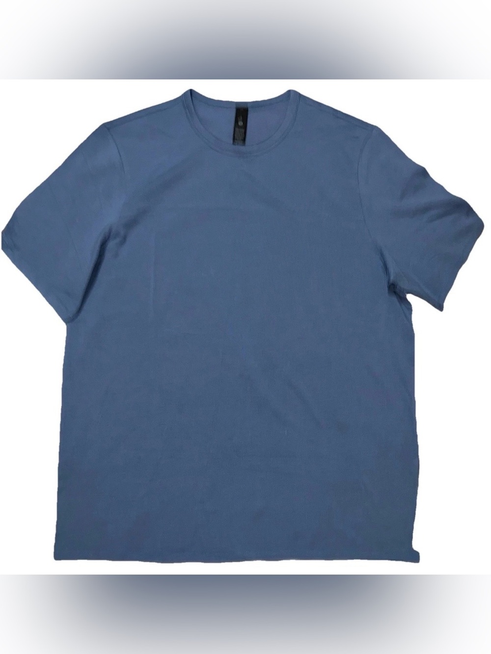 NWT LULULEMON MENS LARGE ORGANI. COTTON CLASSIC FIT TEE AUTHENTIC WASHED DENIM